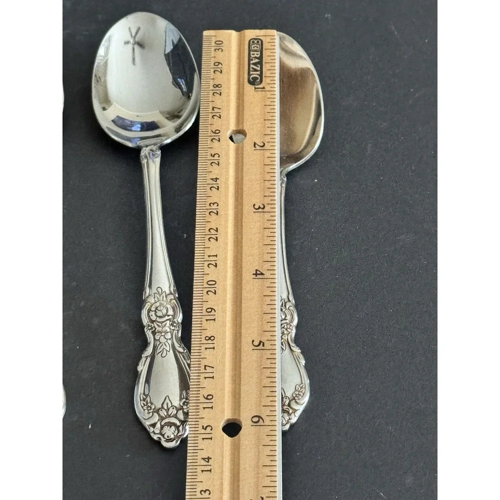 5 Oneida PLANTATION - 1 Teaspoon & 4‎ Soup Spoons Community Mixed Flatware